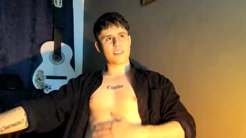 antonnello_ online show from October 22, 7:22 am