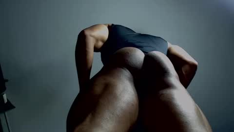 Instagram miguelangel1802  online show from February 11, 6:11 pm