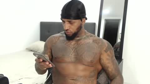 antwanblack11 online show from October 22, 11:39 pm