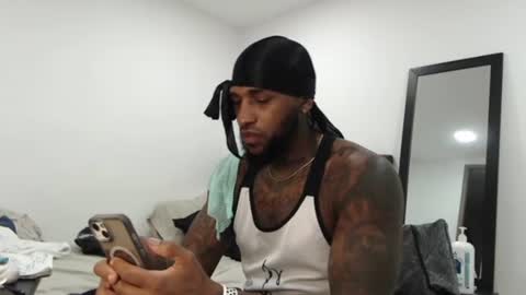 antwanblack11 online show from October 17, 8:35 pm