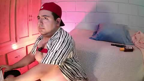 AnuarFox online show from November 2, 12:05 pm