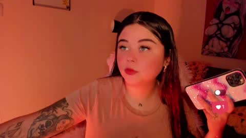   Independent model  online show from December 6, 11:19 pm