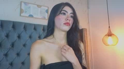 anya_belth online show from May 12, 7:56 pm
