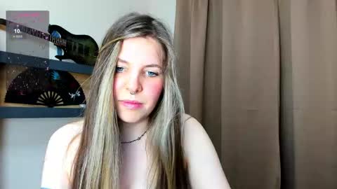 Anya online show from October 7, 8:16 pm