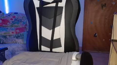 aphal_hot23 online show from October 13, 5:59 pm