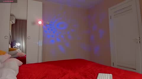 Aphrodite online show from April 15, 2:48 am