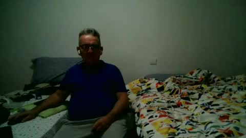 furry bear online show from December 29, 8:37 pm