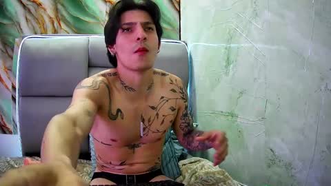 Apolo online show from February 5, 7:53 pm
