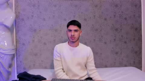 Apolo Grayy online show from February 6, 7:12 am