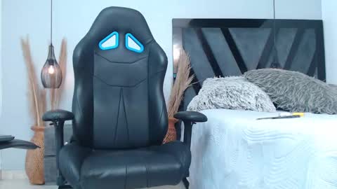 Apolo online show from November 15, 5:36 pm