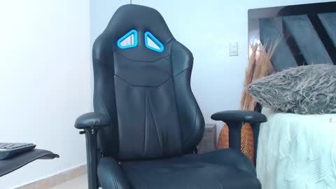 Apolo online show from November 1, 6:40 pm