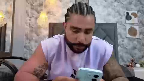 Snapshot of apolo_rousse chatting on September 9, 9:59 pm Apolo online show from September 9, 9:59 pm