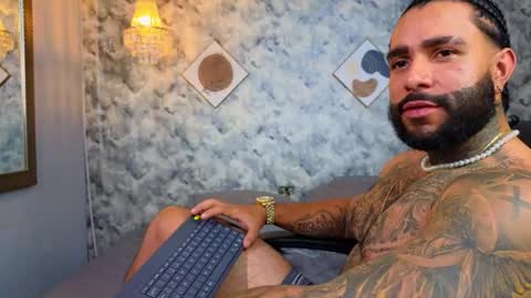 Apolo online show from December 19, 11:11 pm