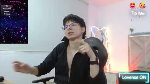 apolo_tay1 online show from October 7, 4:36 pm