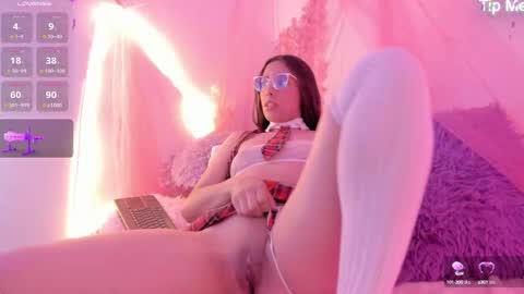 Lily online show from October 2, 2:54 am