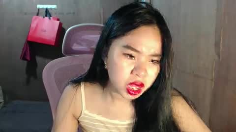 apple_pie23456 online show from September 20, 9:45 am