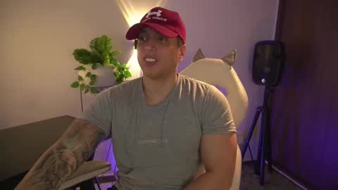 Snapshot of appolo_allen chatting on March 4, 5:11 am insta appolo master online show from March 4, 5:11 am