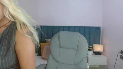 April Bunny online show from June 9, 10:53 pm