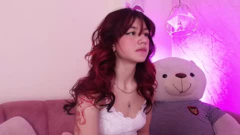   online show from October 3, 12:46 pm