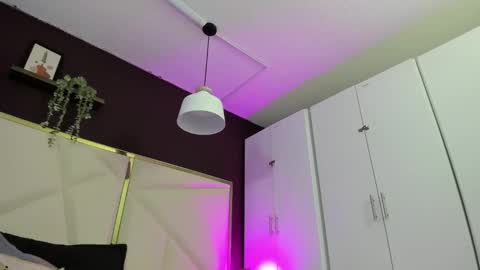 April online show from November 11, 11:23 am