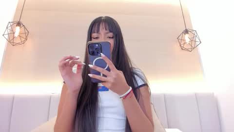 April online show from November 20, 7:18 am