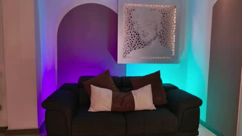  April Rhodes  online show from October 4, 8:39 pm