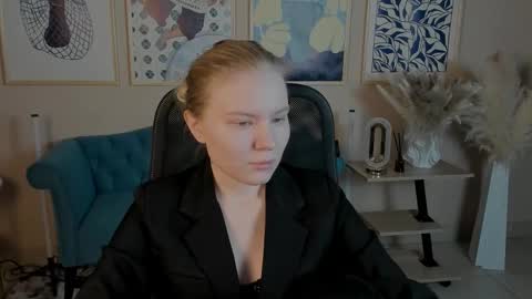 April. All year round.  online show from October 24, 2:34 am