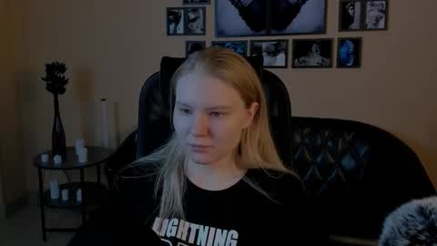 April. All year round.  online show from October 10, 2:39 am