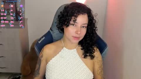 aqua emilly online show from September 17, 12:03 am