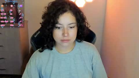 aqua emilly online show from September 18, 11:42 pm