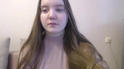 Josefin online show from February 4, 5:53 am