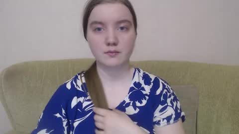 Josefin online show from November 19, 8:13 am