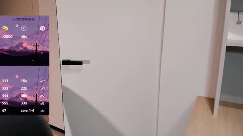 aquilaris online show from November 14, 2:52 pm