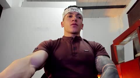 Jonathan online show from November 13, 9:06 pm