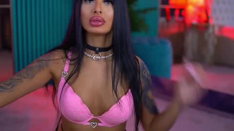 arabellaposh online show from November 30, 8:21 am