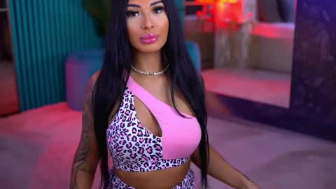 arabellaposh online show from January 7, 6:07 am