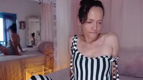 Nadia Cyel online show from March 12, 10:39 pm