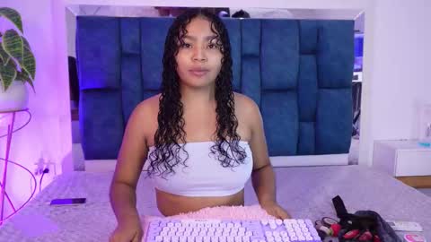   online show from February 25, 7:12 am