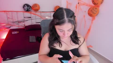 aradia_kiss online show from October 15, 9:04 pm