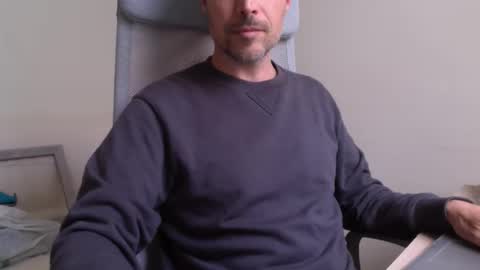 Snapshot of aragon9999 chatting on October 23, 10:17 am aragon9999 online show from October 23, 10:17 am