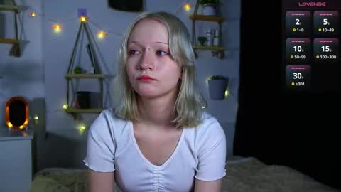 Jenny online show from October 10, 7:47 am