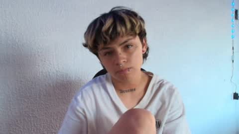 ares online show from February 18, 10:25 pm