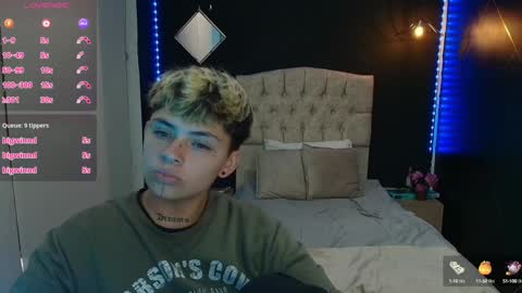 Ares Collings  online show from December 9, 8:12 pm