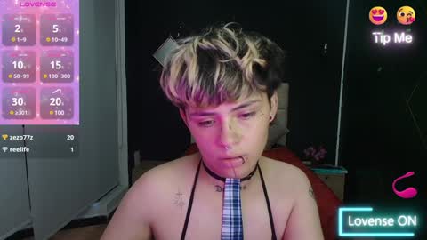 Ares Collings  online show from January 27, 10:27 pm