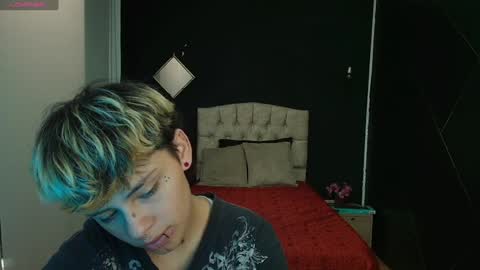 Ares Collings  online show from January 31, 7:29 pm