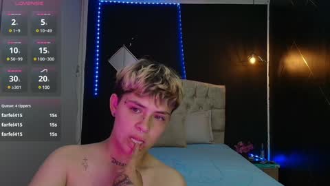 Ares Collings  online show from December 24, 1:27 am