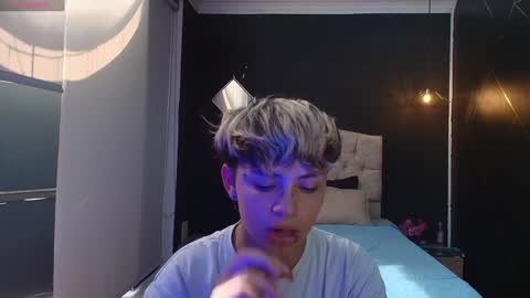 Ares Collings  online show from January 24, 7:49 pm