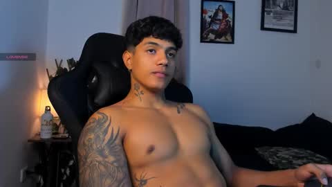 aress444 online show from October 29, 7:47 pm