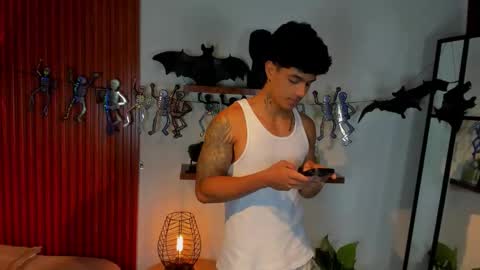 aress444 online show from October 2, 2:43 am