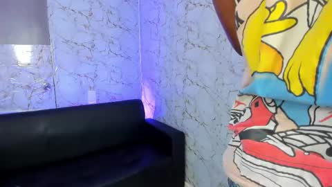 Alex online show from May 31, 2:32 am